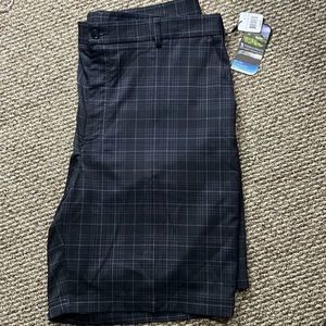 𝅺men’s Pebble Beach Shorts, Size 42